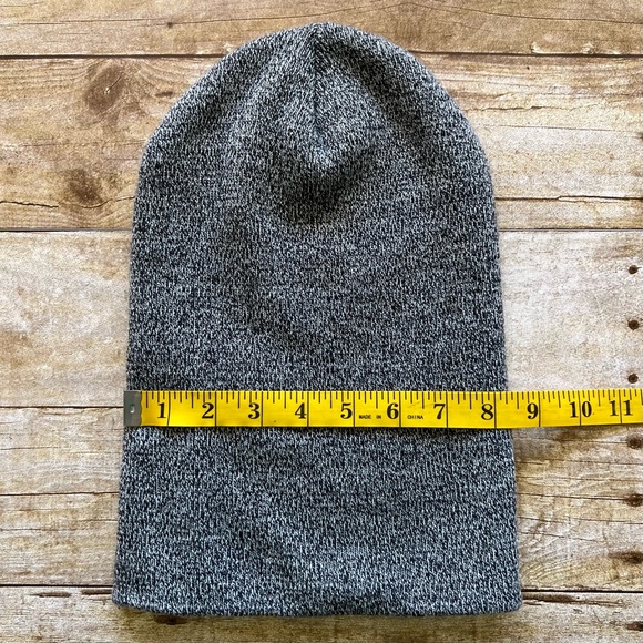 Old Navy Unisex Gray Beanie - Picture 3 of 5